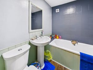 Photo 21- click for photo gallery